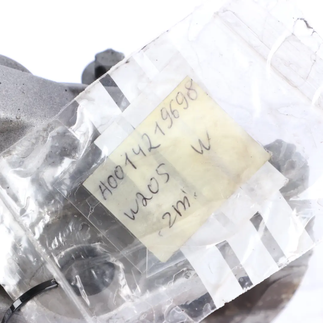 Bremssattel Mercedes W205 vorne rechts Radbremseinheit für AMG mit Teilenummer A0114219698 AMG Bremssattel Mercedes W205 vorne rechts Radbremseinheit - SKU A0114219698 - Teilenummer A0114219698