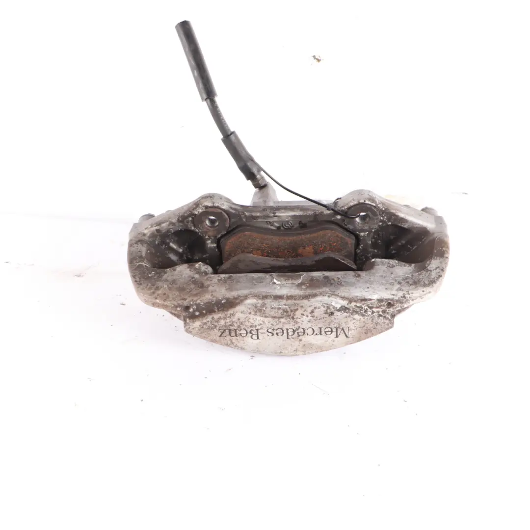 Pinza freno Mercedes W205 anteriore destra Unità freno ruota per AMG con numero di parte A0114219698 AMG Pinza freno Mercedes W205 anteriore destra Unità freno ruota - SKU A0114219698 - Numero di parte A0114219698