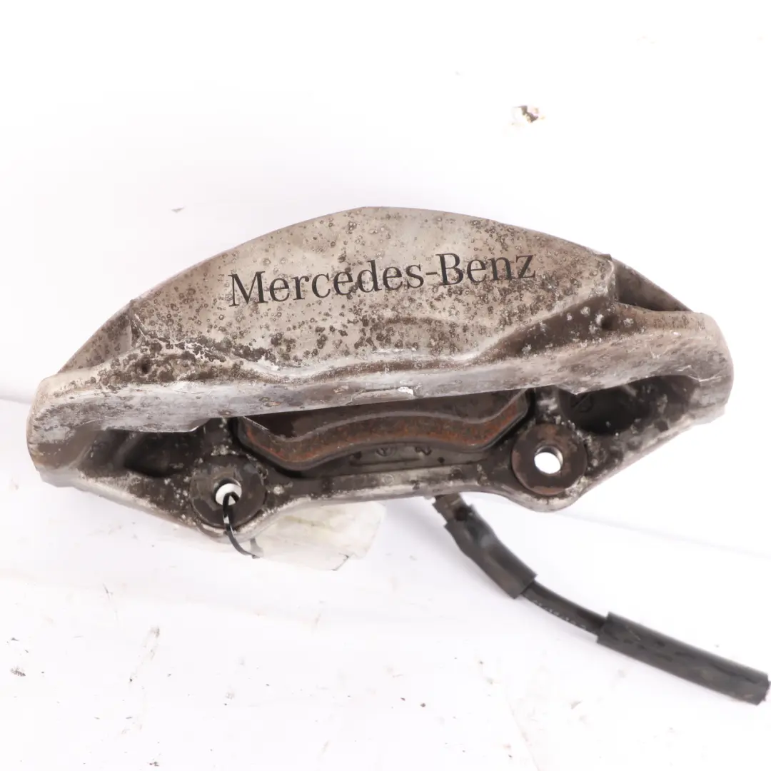 Brake Caliper Mercedes W205 Front Right O/S Wheel Brake Unit to AMG with Part number A0114219698 AMG Brake Caliper Mercedes W205 Front Right O/S Wheel Brake Unit - SKU A0114219698 - Part number A0114219698