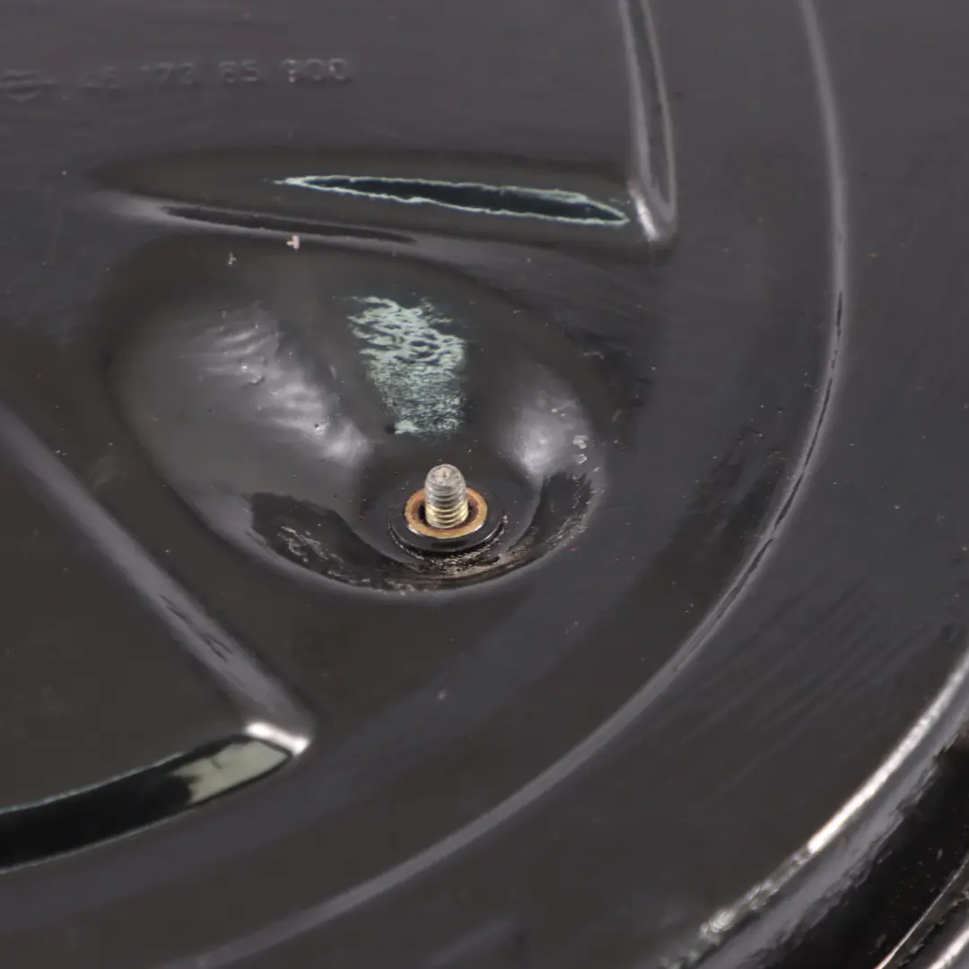 Mercedes W124 Motor de gasolina M103 Carcasa del filtro de aire - SKU A0130947202 - Número de pieza A0130947202