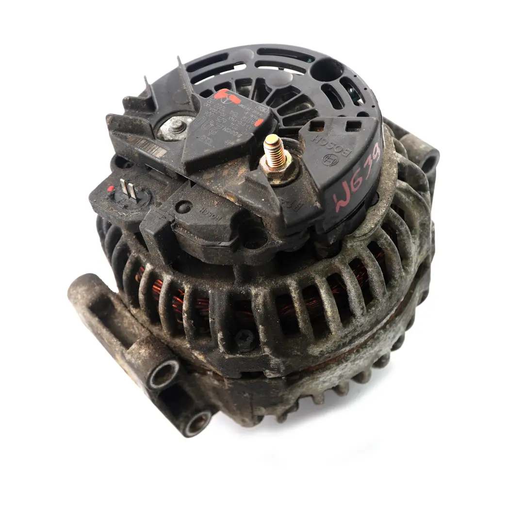Alternator 14V 200A do Mercedes Vito Viano W639 Diesel o numerze A0131541002 Mercedes Vito Viano W639 Diesel Alternator 14V 200A - SKU A0131541002-1 - Numer Części A0131541002