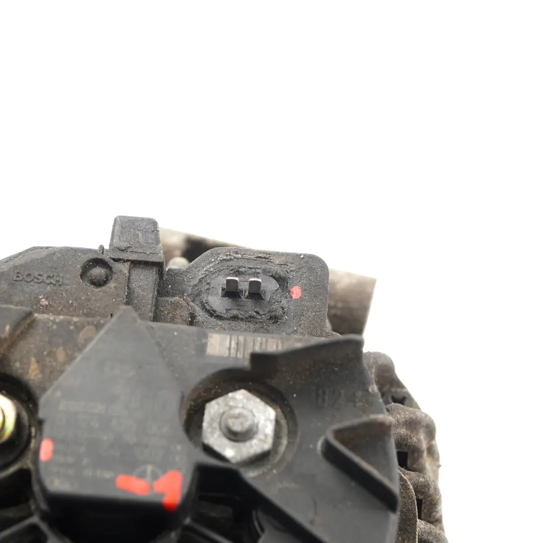 Alternador Generador Diesel 200A para Mercedes Vito Viano W639 con número de pieza A0131541002 Mercedes Vito Viano W639 Alternador Generador Diesel 200A - SKU A0131541002-1 - Número de pieza A0131541002