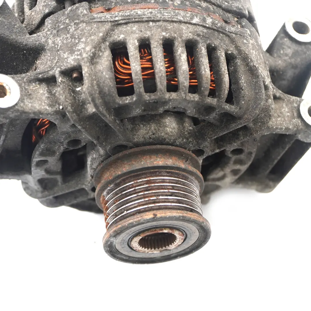 Alternator Mercedes W638 OM611 Alternator do o numerze A0131541702 Alternator Mercedes W638 OM611 Alternator - SKU A0131541702 - Numer Części A0131541702