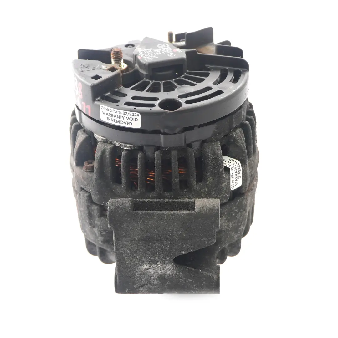Alternador Motor Mercedes W638 OM611 Alternador Generador para con número de pieza A0131541702 Alternador Motor Mercedes W638 OM611 Alternador Generador - SKU A0131541702 - Número de pieza A0131541702