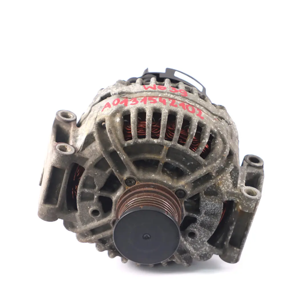 Alternatore Mercedes Vito W639 OM646 Motore Alternatore Generatore per con numero di parte A0131542102 Alternatore Mercedes Vito W639 OM646 Motore Alternatore Generatore - SKU A0131542102 - Numero di parte A0131542102