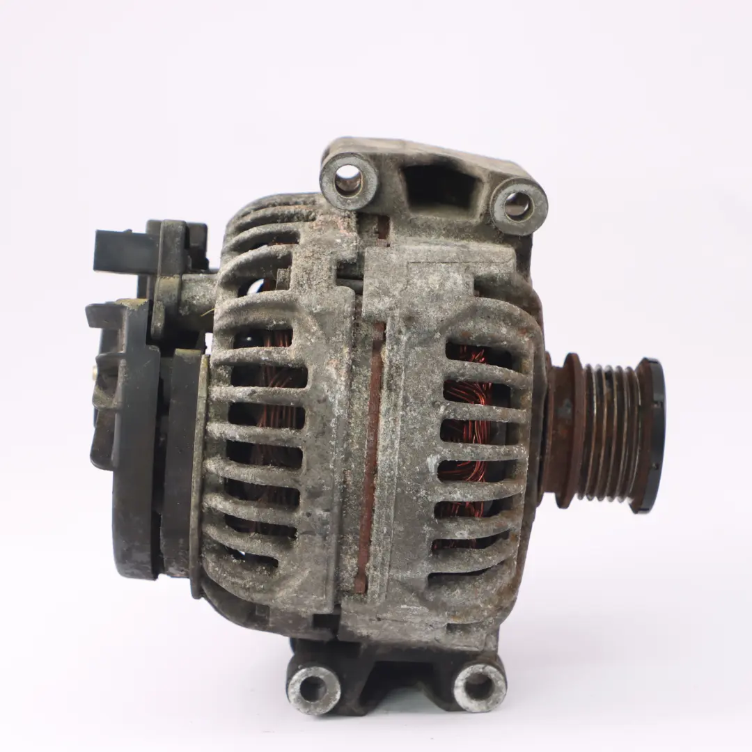  Alternador Motor Mercedes Vito W639 OM646 Alternador Generador - SKU A0131542102 - Número de pieza A0131542102