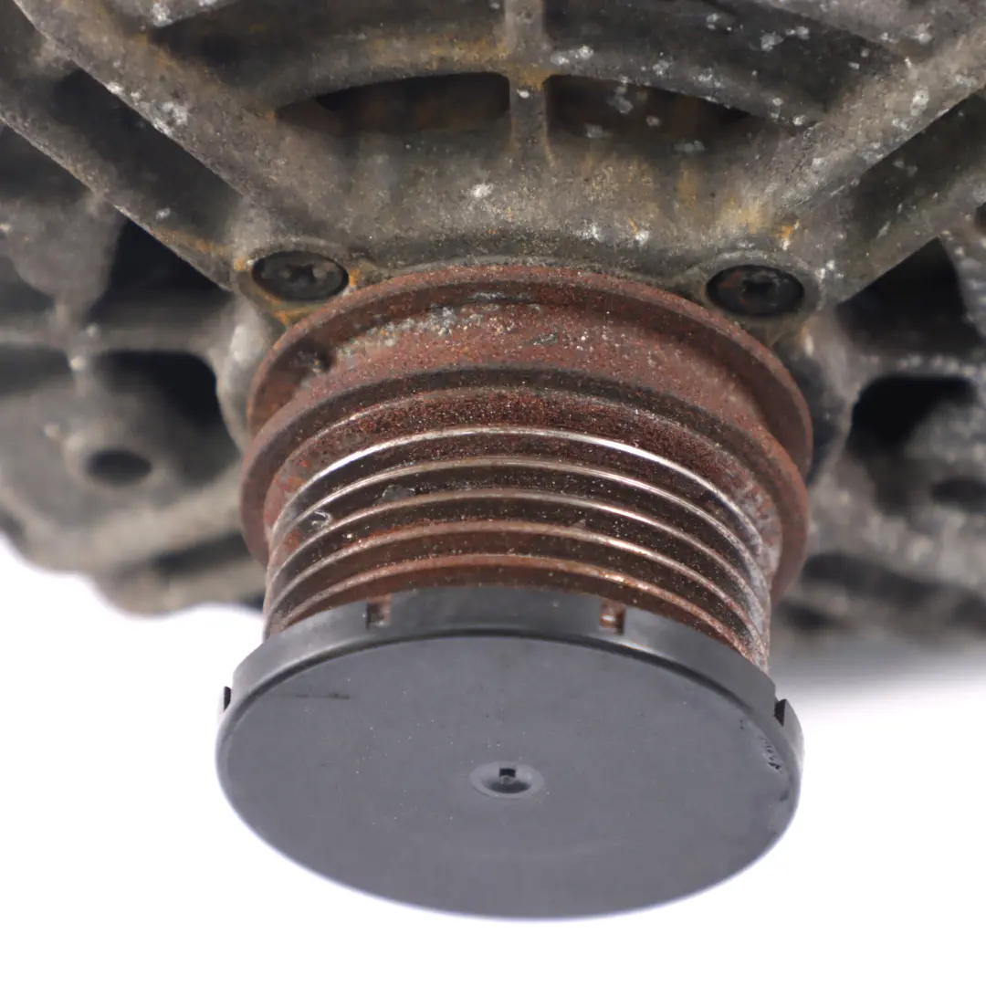 Alternateur Mercedes Vito W639 OM646 Moteur Alternateur Générateur pour  à propos du numéro de pièce A0131542102  Alternateur Mercedes Vito W639 OM646 Moteur Alternateur Générateur - SKU A0131542102 - Numéro de pièce A0131542102