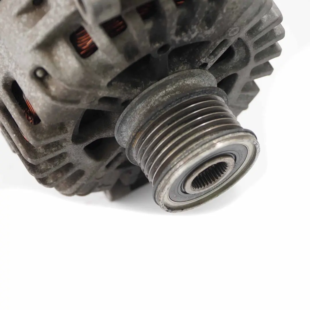 Alternator Generator Mercedes W204 W212 OM651 14V 180A Engine Electrical Unit to with Part number A0131546802 Alternator Generator Mercedes W204 W212 OM651 14V 180A Engine Electrical Unit - SKU A0131546802 - Part number A0131546802