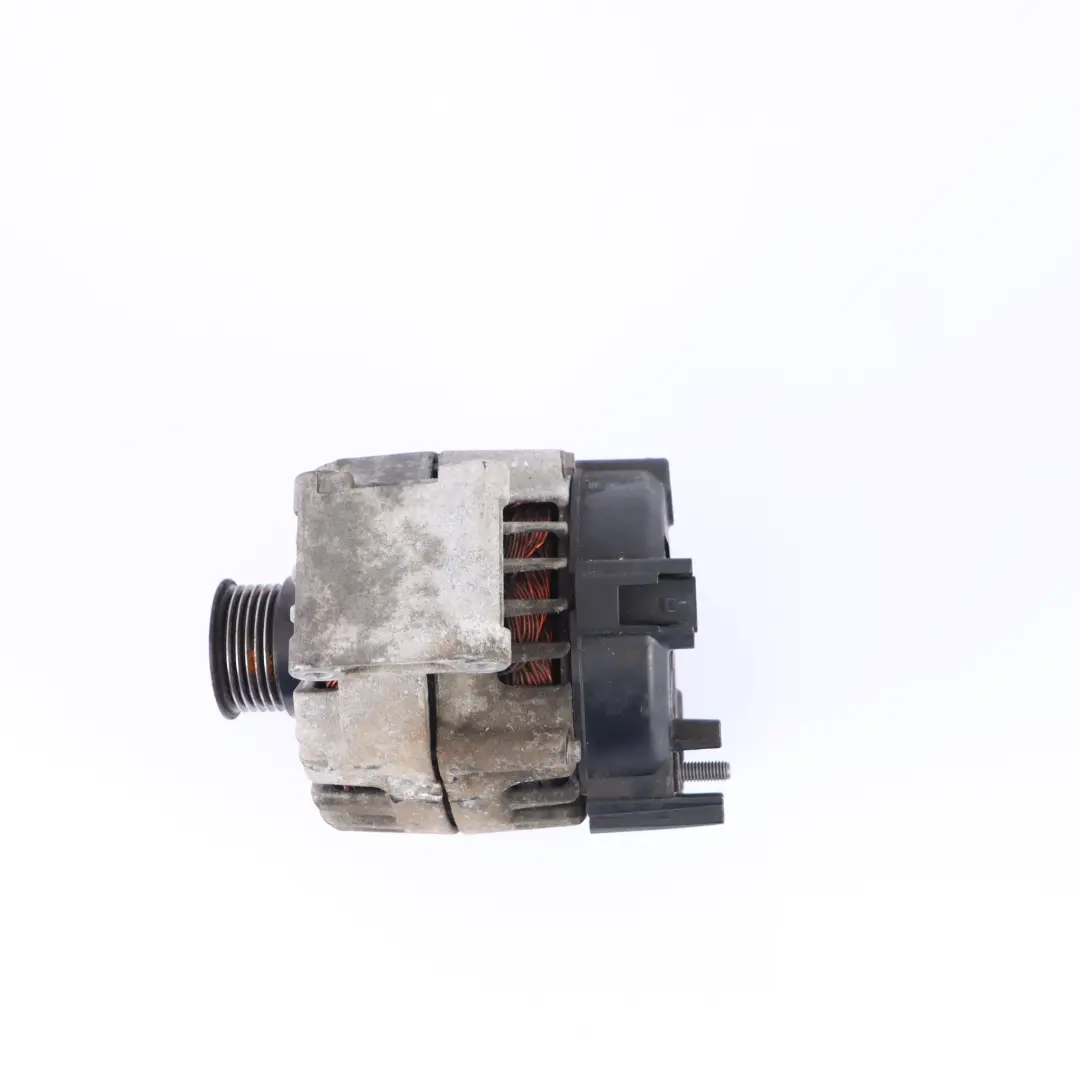  Alternador Motor Mercedes W164 OM272 Alternador 180A 14V Valeo - SKU A0141540402 - Número de pieza A0141540402