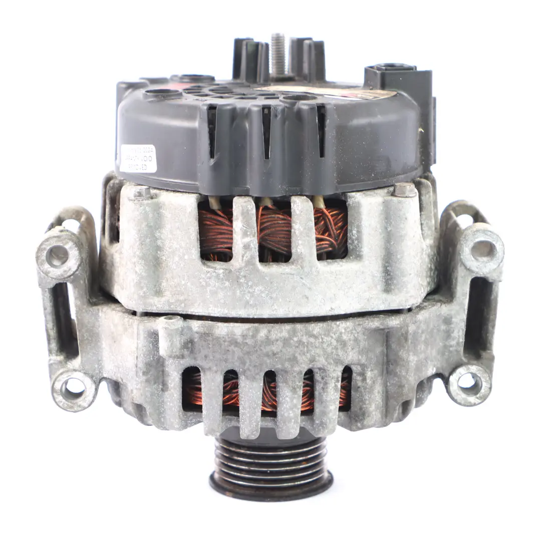  Alternador Motor Mercedes W164 OM272 Alternador 180A 14V Valeo - SKU A0141540402 - Número de pieza A0141540402