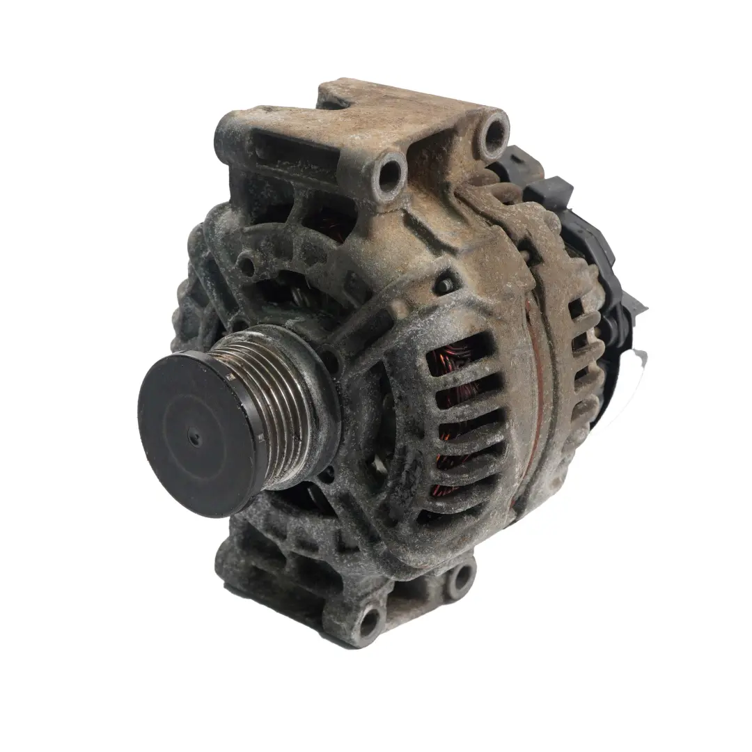 Alternatore Mercedes Vito W639 Sprinter Generatore 14V 120A Bosch per con numero di parte A0141542702 Alternatore Mercedes Vito W639 Sprinter Generatore 14V 120A Bosch - SKU A0141542702 - Numero di parte A0141542702