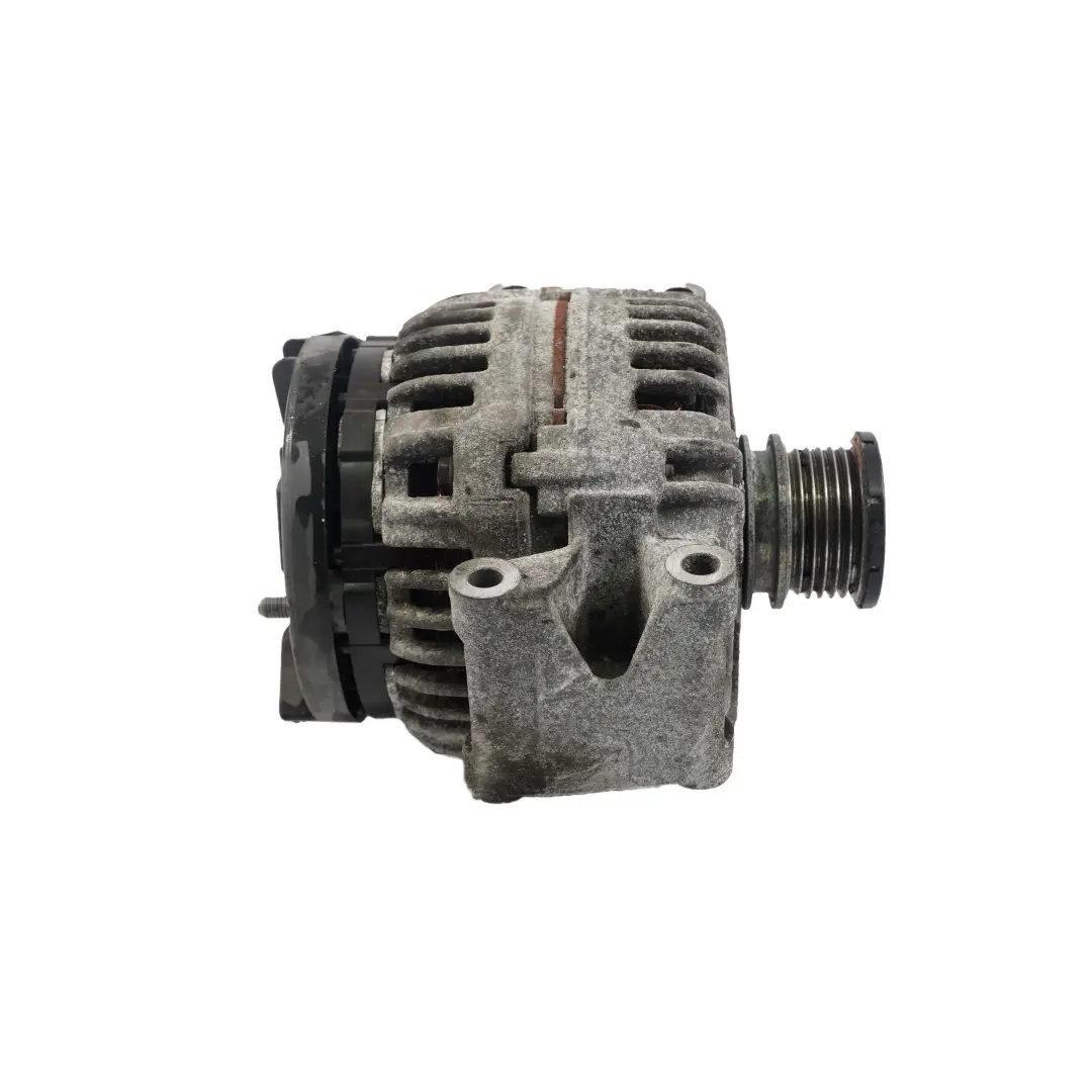 Alternatore Mercedes Vito W639 Sprinter Generatore 14V 120A Bosch per con numero di parte A0141542702 Alternatore Mercedes Vito W639 Sprinter Generatore 14V 120A Bosch - SKU A0141542702 - Numero di parte A0141542702