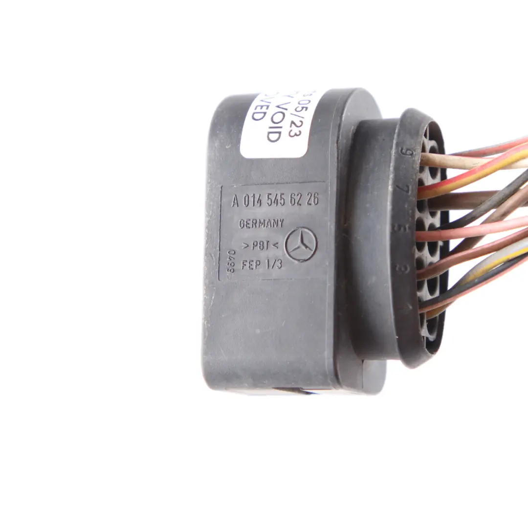 Headlamp Light Lamp Front Right O/S Plug Socket to Mercedes Vito W639 with Part number A0145456226 Mercedes Vito W639 Headlamp Light Lamp Front Right O/S Plug Socket - SKU A0145456226 - Part number A0145456226