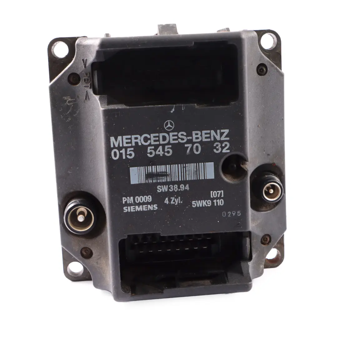 Ignition Engine Control Unit Module to Mercedes W124 S124 with Part number A0155457032 Mercedes W124 S124 Ignition Engine Control Unit Module - SKU A0155457032 - Part number A0155457032