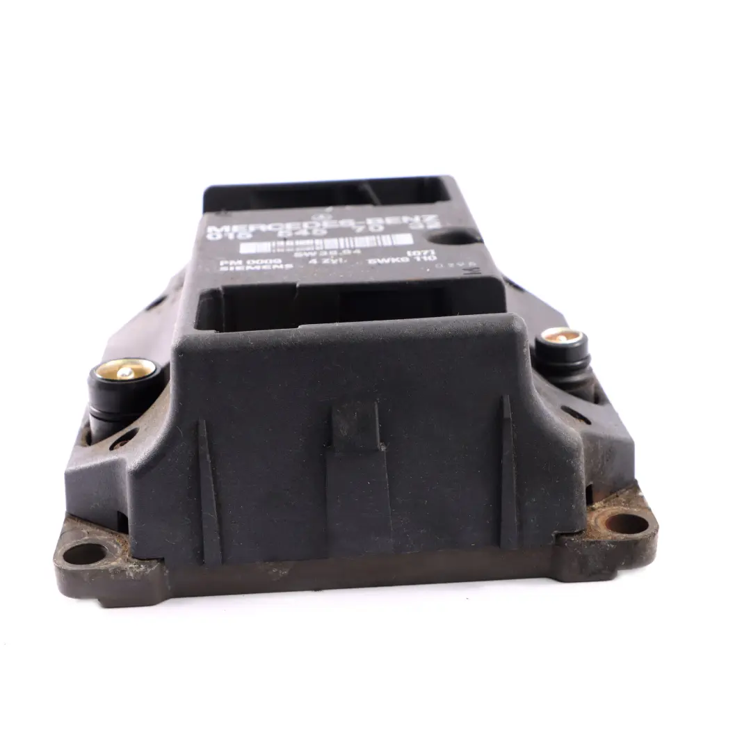 Ignition Engine Control Unit Module to Mercedes W124 S124 with Part number A0155457032 Mercedes W124 S124 Ignition Engine Control Unit Module - SKU A0155457032 - Part number A0155457032