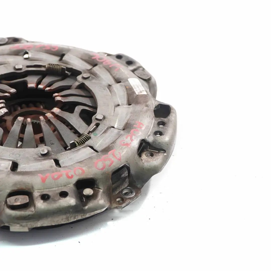 Clutch Kit Mercedes Vito W639 Sprinter W906 OM651 Plate Disc Luk to with Part number A0232500201 Clutch Kit Mercedes Vito W639 Sprinter W906 OM651 Plate Disc Luk - SKU A0232500201 - Part number A0232500201