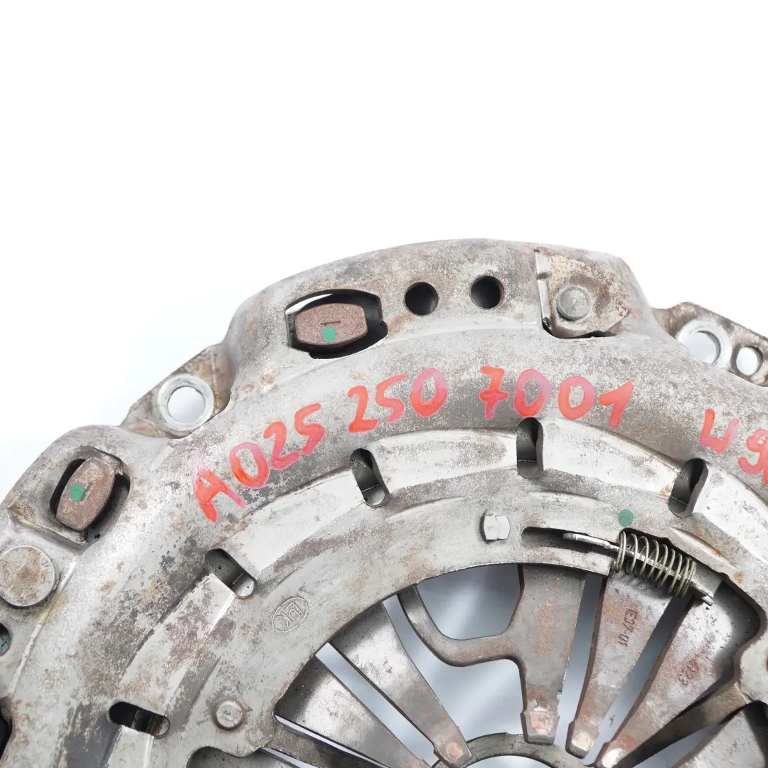 Mercedes W639 W906 OM646 Diesel Disco De Embrague completo - SKU A0252507001 - Número de pieza A0252507001