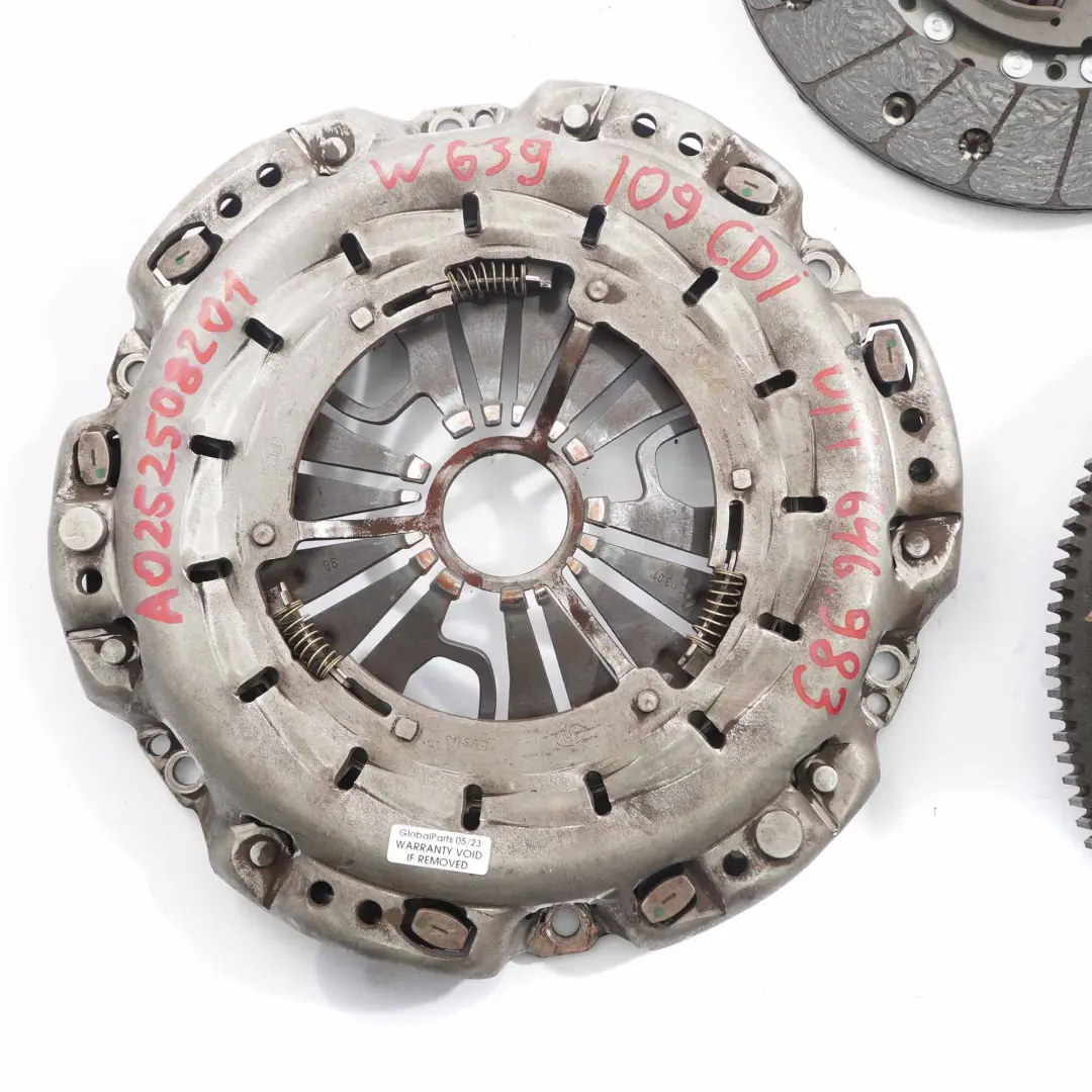 OM646.983 Dual Twin Mass Flywheel Clutch to Mercedes Vito W639 Diesel with Part number A0252508201 Mercedes Vito W639 Diesel OM646.983 Dual Twin Mass Flywheel Clutch - SKU A0252508201 - Part number A0252508201