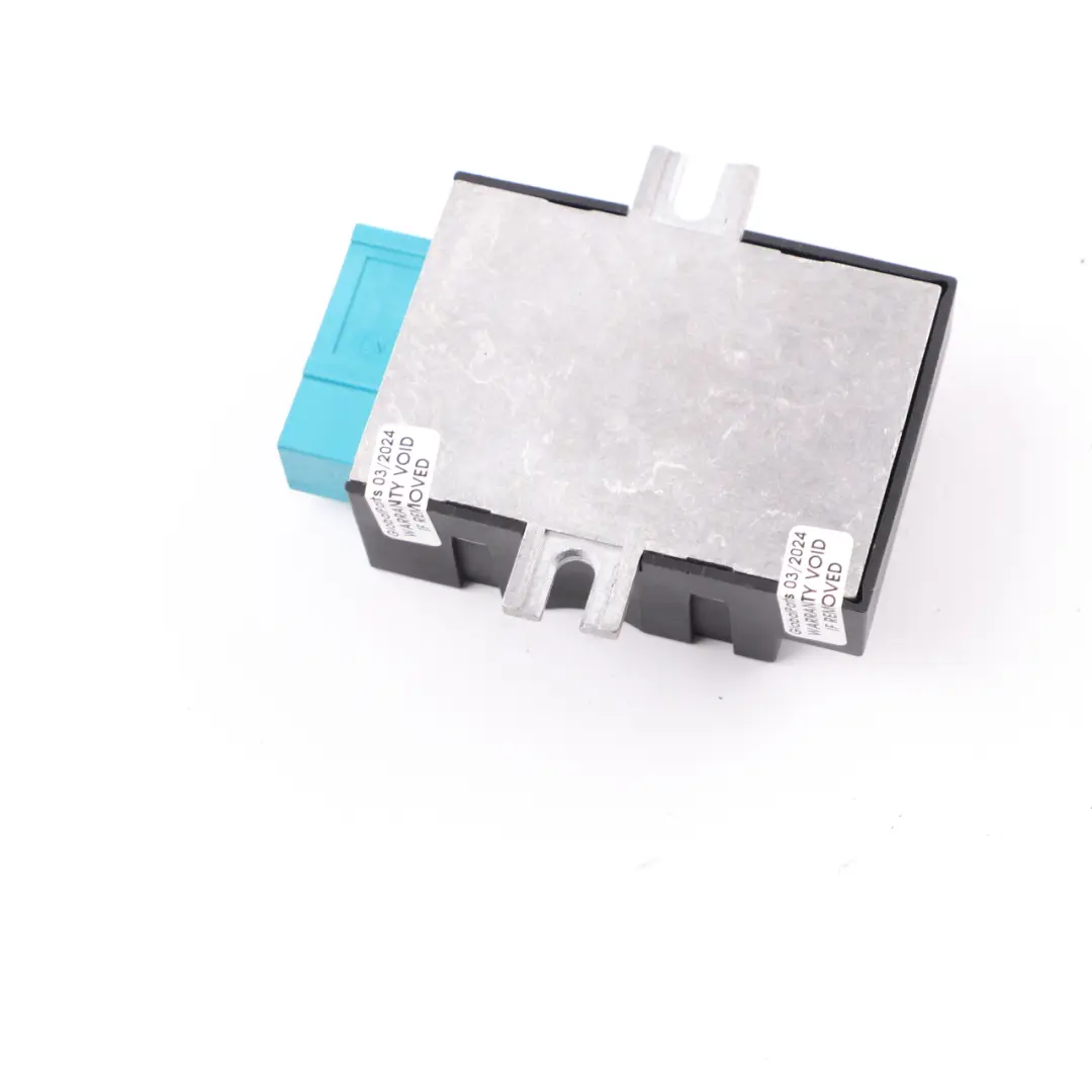 Pump Module Control Unit ECU to Mercedes W204 W212 W221 AMG Fuel with Part number A0355400445 Mercedes W204 W212 W221 AMG Fuel Pump Module Control Unit ECU - SKU A0355400445 - Part number A0355400445