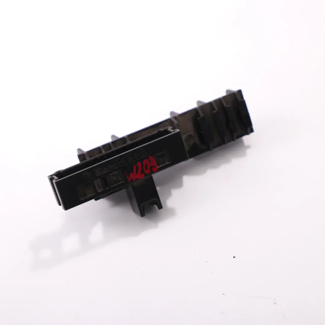 Mercedes W203 W204 W218 Front Seat Wiring Loom Plug Connector - SKU A0465456628 - Part number A0465456628