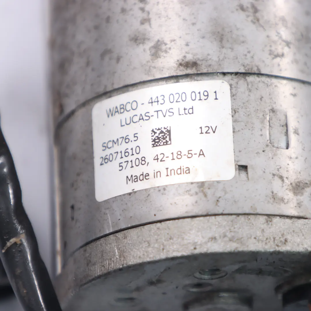 Sospensione pneumatica Compressore Pompa A2133200104 per Mercedes W205 W213 C238 con numero di parte A0993200004 Mercedes W205 W213 C238 Sospensione pneumatica Compressore Pompa A2133200104 - SKU A0993200004 - Numero di parte A0993200004