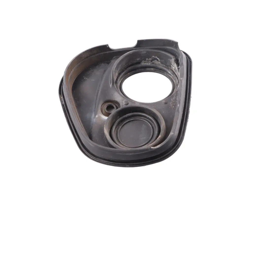 Uszczelka Wlewu Paliwa A0994760080 do Mercedes C205 o numerze A0994760180 Mercedes C205 Uszczelka Wlewu Paliwa A0994760080 - SKU A0994760180 - Numer Części A0994760180