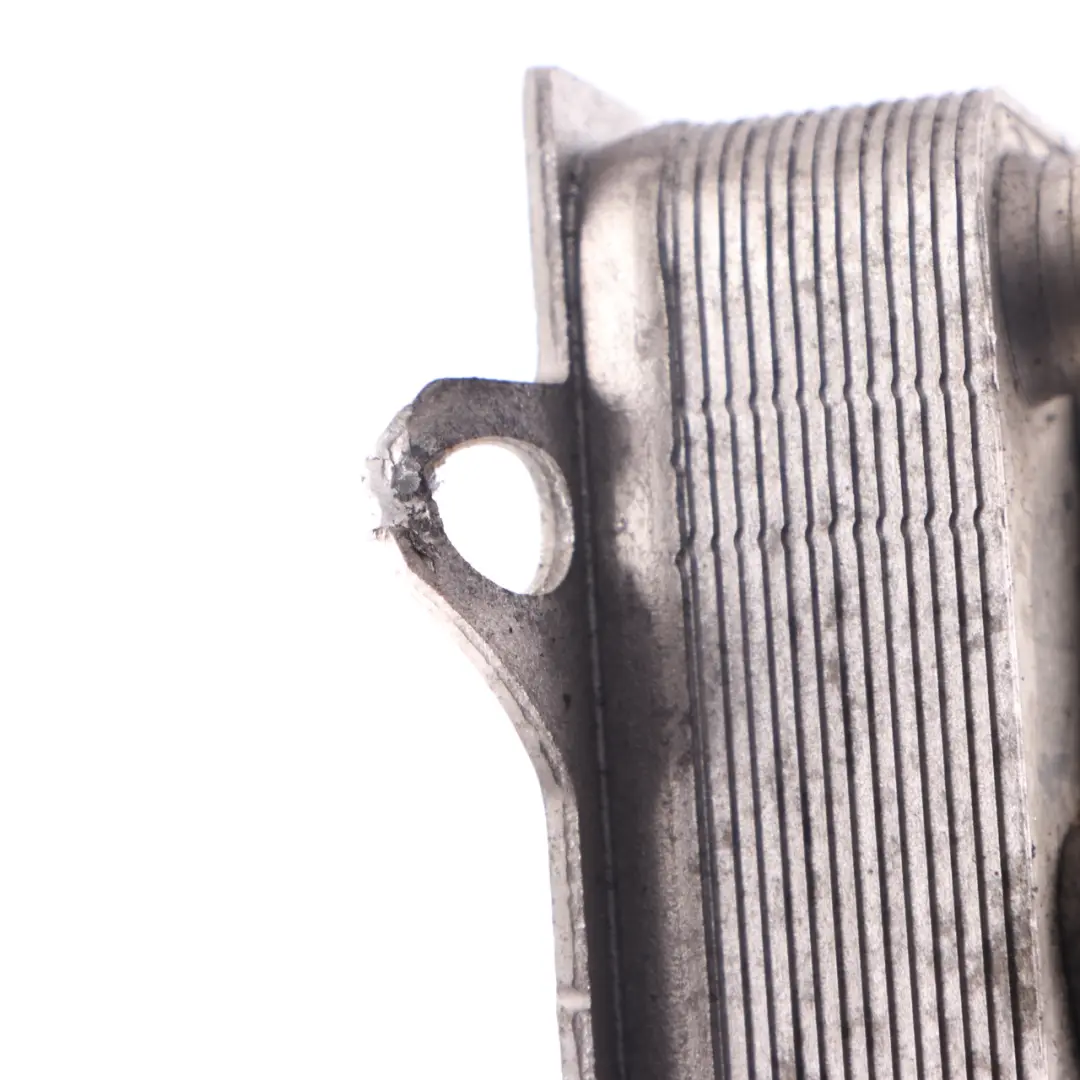 Ölkühler Mercedes X253 W205 GLC220D Automatik Getriebe Ölkühler für mit Teilenummer A0995002500 Ölkühler Mercedes X253 W205 GLC220D Automatik Getriebe Ölkühler - SKU A0995002500 - Teilenummer A0995002500