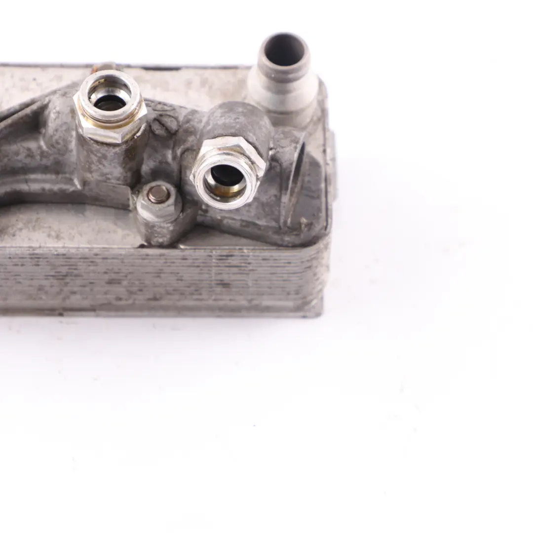 Ölkühler Mercedes X253 W205 GLC220D Automatik Getriebe Ölkühler für mit Teilenummer A0995002500 Ölkühler Mercedes X253 W205 GLC220D Automatik Getriebe Ölkühler - SKU A0995002500 - Teilenummer A0995002500