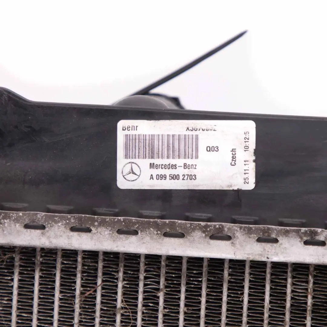 Mercedes W204 W207 W212 Radiatore del liquido raffreddamento motore - SKU A0995002703 - Numero di parte A0995002703
