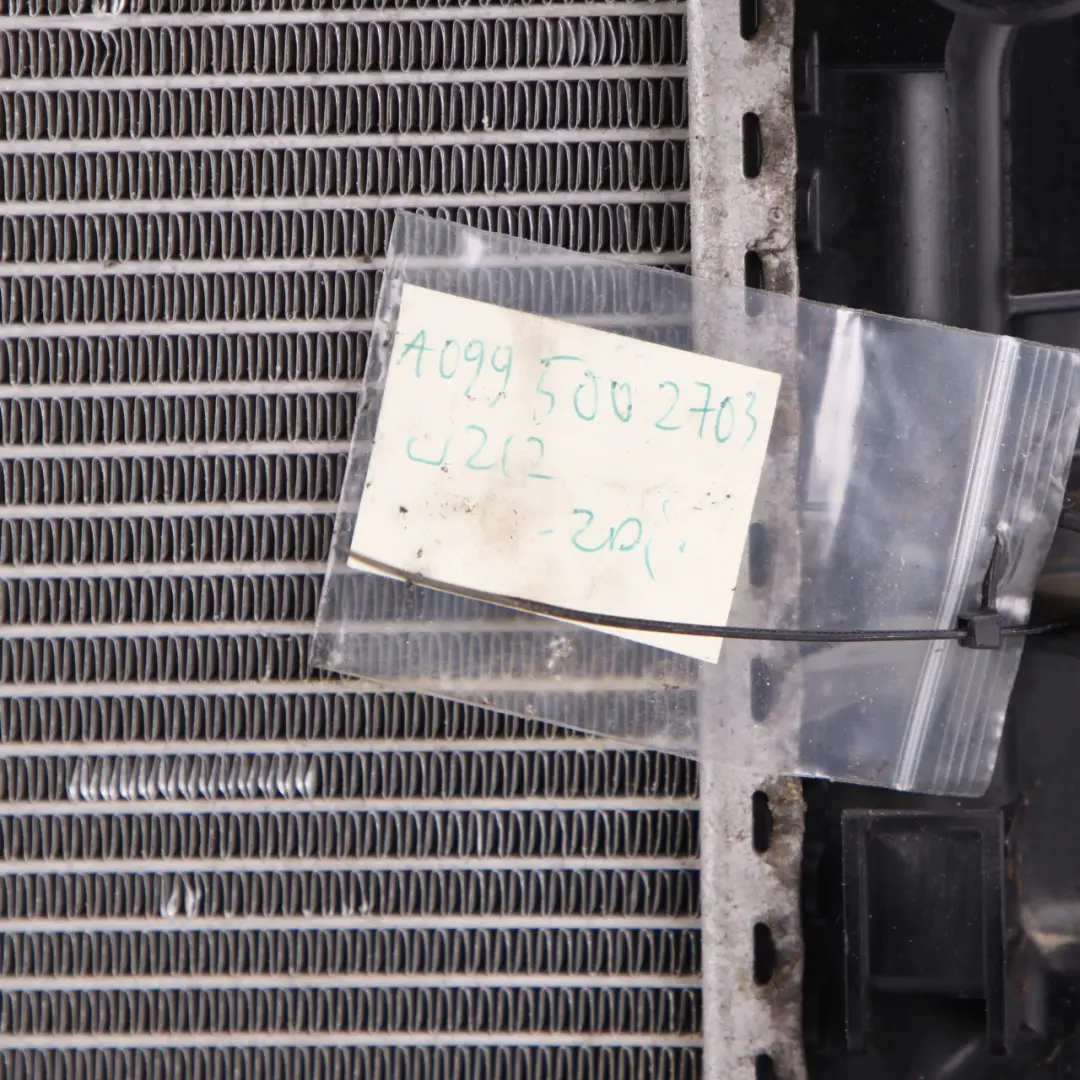 Mercedes W204 W207 W212 Radiador Refrigeración Motor - SKU A0995002703 - Número de pieza A0995002703