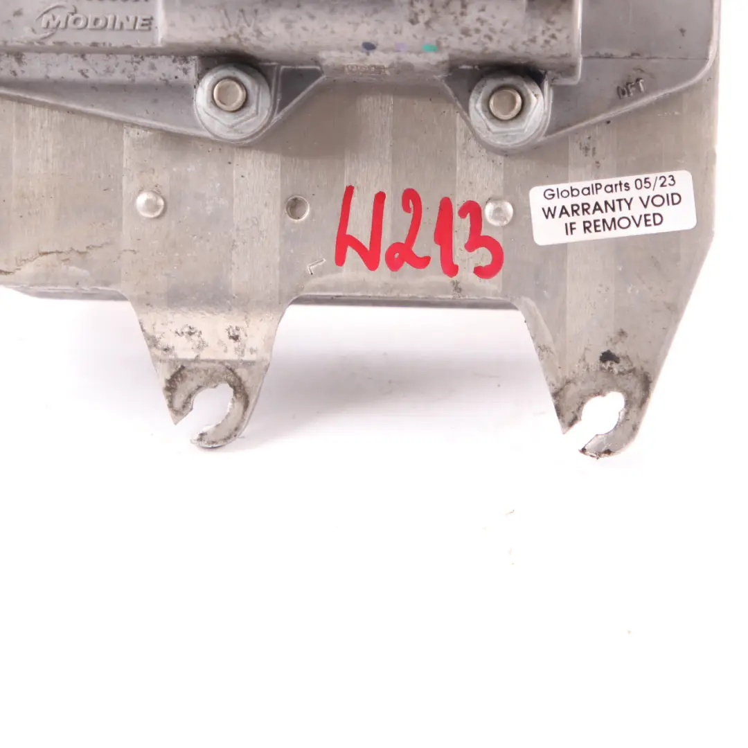 Chłodniczka Oleju do Mercedes W205 W213 o numerze A0995006300 Mercedes W205 W213 Chłodniczka Oleju - SKU A0995006300 - Numer Części A0995006300