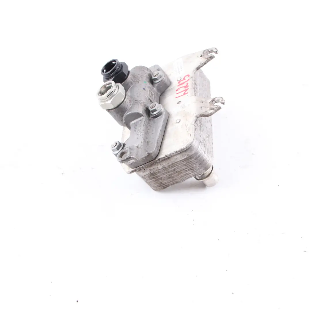 Wärmetauscher Mercedes W205 W213 Ölkühler Getriebe Kühler für mit Teilenummer A0995006300 Wärmetauscher Mercedes W205 W213 Ölkühler Getriebe Kühler - SKU A0995006300 - Teilenummer A0995006300