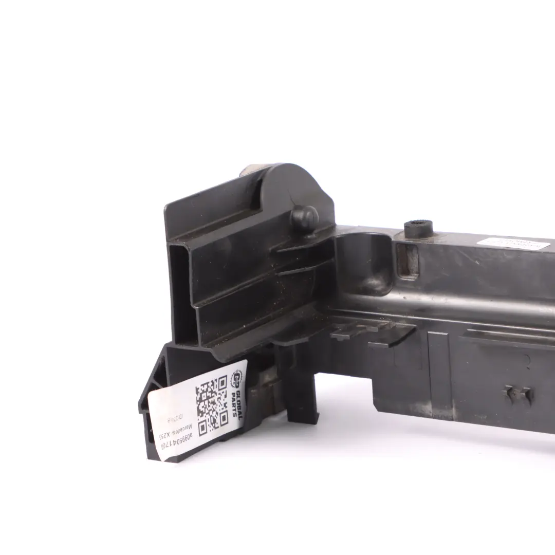 Kühler Modul Träger links Halterung für Mercedes X253 mit Teilenummer A0995041700 Mercedes X253 Kühler Modul Träger links Halterung - SKU A0995041700 - Teilenummer A0995041700