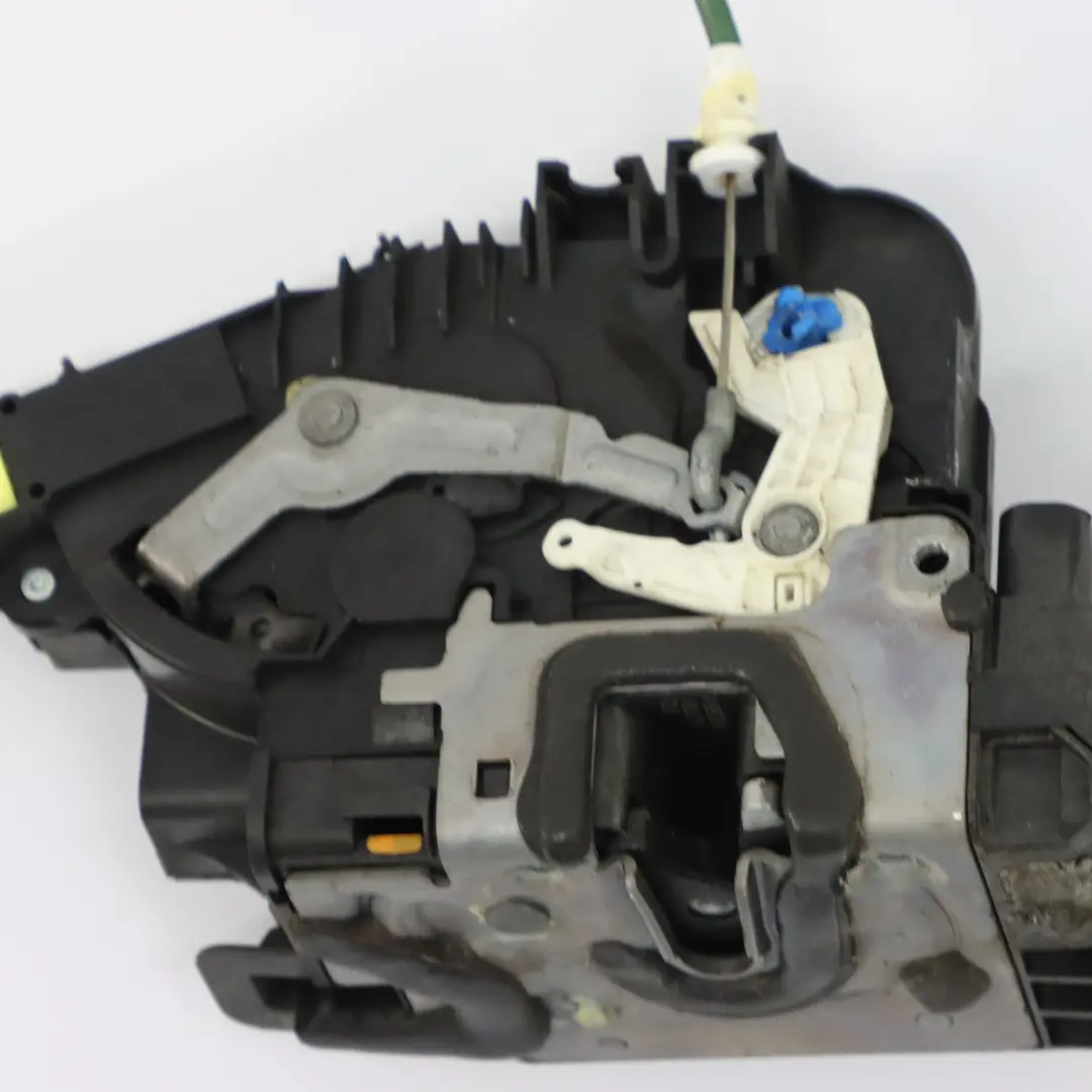 Mercedes W205 Door Lock Latch Mechanism Actuator Rear Right O/S A2220064099 - SKU A0997304200-1 - Part number A0997304200
