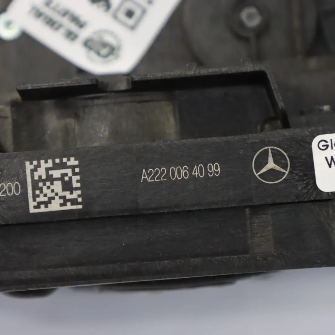 Tür schloss Verriegelungs mechanismus hinten rechts A2220064099 für Mercedes W205 mit Teilenummer A0997304200 Mercedes W205 Tür schloss Verriegelungs mechanismus hinten rechts A2220064099 - SKU A0997304200-1 - Teilenummer A0997304200