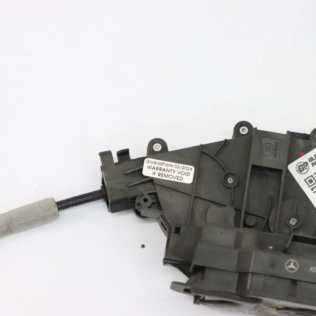 Tür verriegelung Schloss Mechanismus hinten links A0997304100 für Mercedes W213 mit Teilenummer A0997309500 Mercedes W213 Tür verriegelung Schloss Mechanismus hinten links A0997304100 - SKU A0997309500-1 - Teilenummer A0997309500