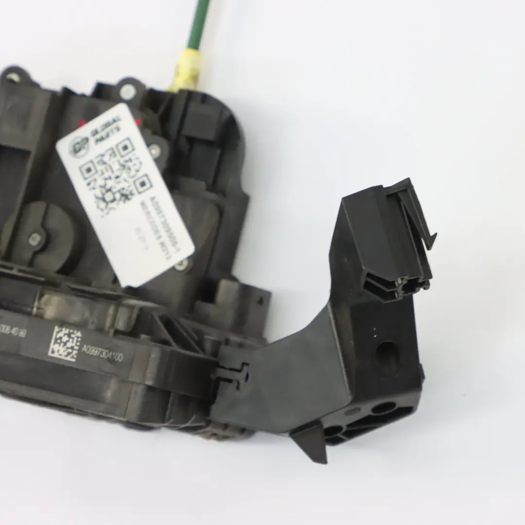 Zamek Drzwi Lewy Tył A0997304100 do Mercedes W213 o numerze A0997309500 Mercedes W213 Zamek Drzwi Lewy Tył A0997304100 - SKU A0997309500-1 - Numer Części A0997309500