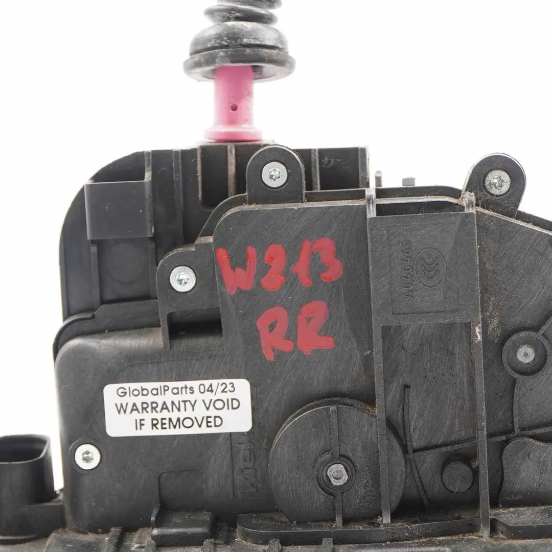 Blocco Porta Meccanismo Attuatore Posteriore Destro A2220064099 per Mercedes W213 con numero di parte A0997309600 Mercedes W213 Blocco Porta Meccanismo Attuatore Posteriore Destro A2220064099 - SKU A0997309600 - Numero di parte A0997309600