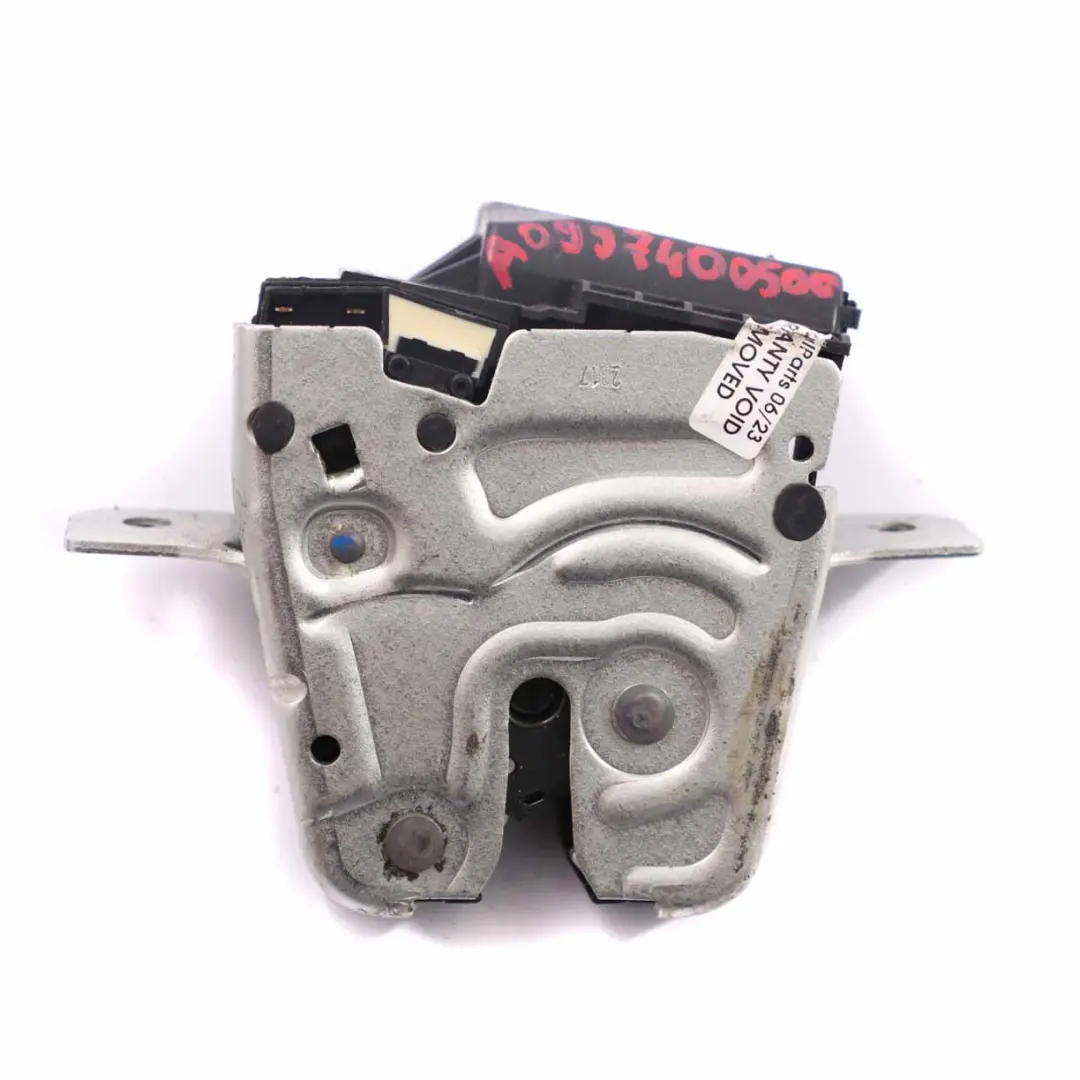 Serratura Del Portellone Posteriore Del Bagagliaio per Mercedes W176 con numero di parte A0997400500 Mercedes W176 Serratura Del Portellone Posteriore Del Bagagliaio - SKU A0997400500 - Numero di parte A0997400500