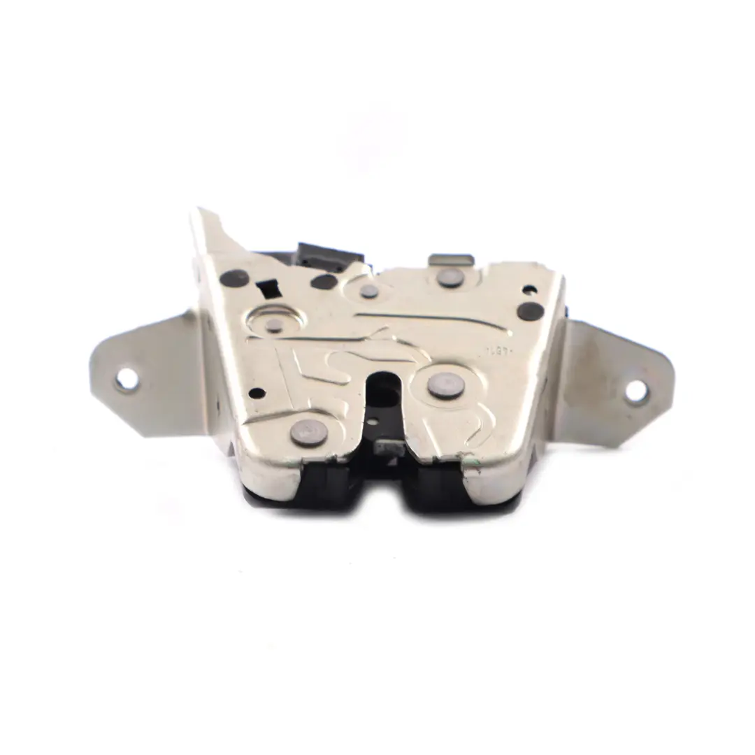 Serratura coperchio bagagliaio Portellone A0997400100 per Mercedes S205 con numero di parte A0997400600 Mercedes S205 Serratura coperchio bagagliaio Portellone A0997400100 - SKU A0997400600 - Numero di parte A0997400600