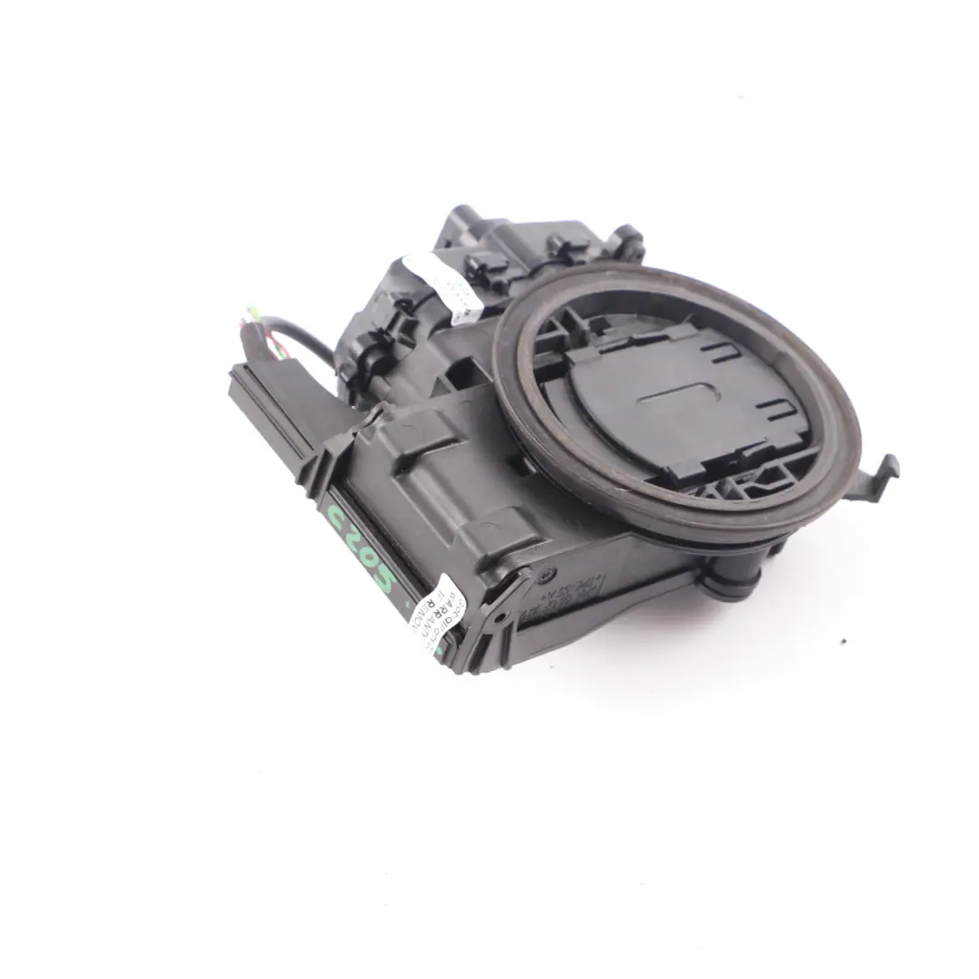 Maniglia coperchio bagagliaio telecamera posteriore per Mercedes C205 con numero di parte A0997500160 Mercedes C205 Maniglia coperchio bagagliaio telecamera posteriore - SKU A0997500160 - Numero di parte A0997500160