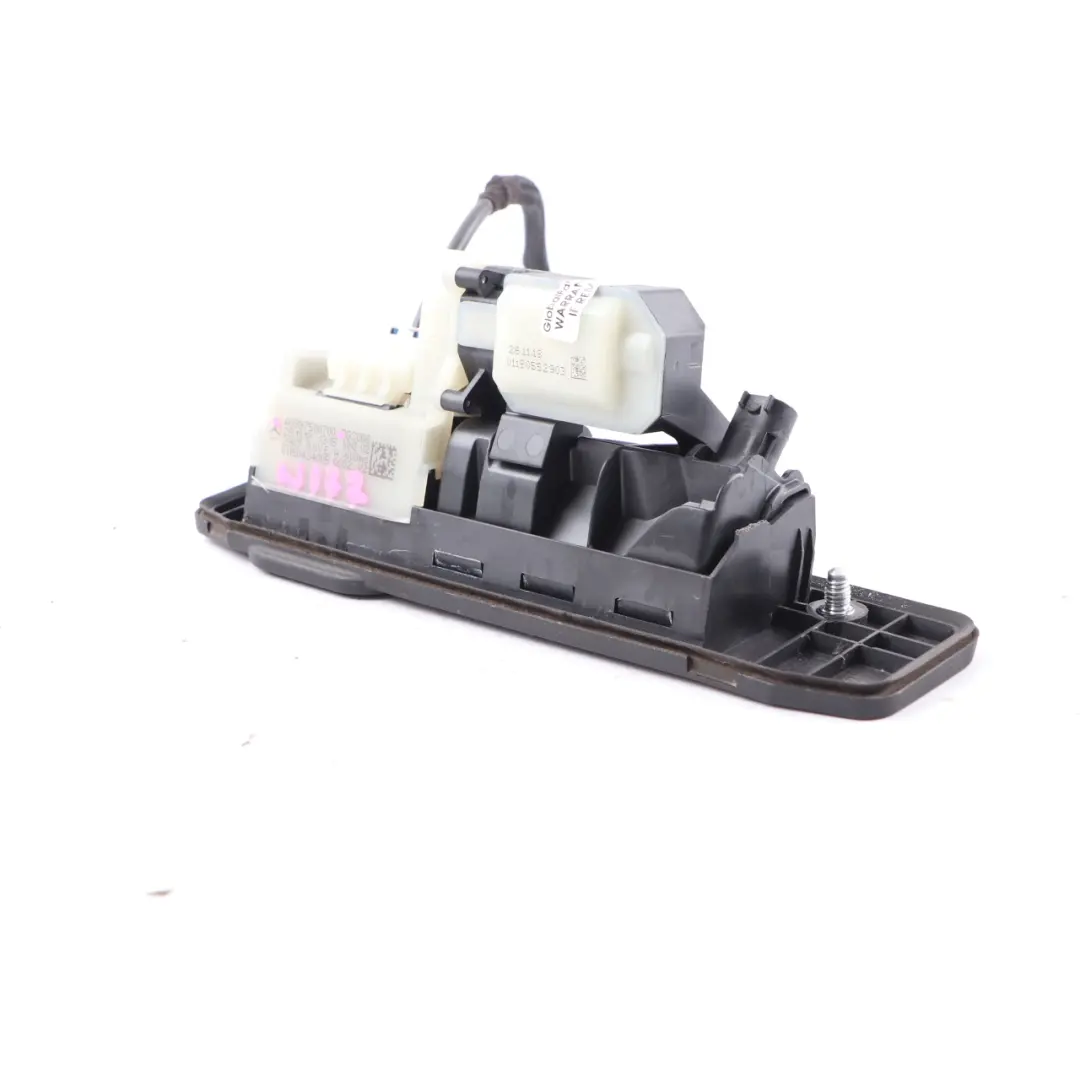 Maniglia portellone posteriore Mercedes W177 S205 rilascio Camera per con numero di parte A0997500700 Maniglia portellone posteriore Mercedes W177 S205 rilascio Camera - SKU A0997500700 - Numero di parte A0997500700