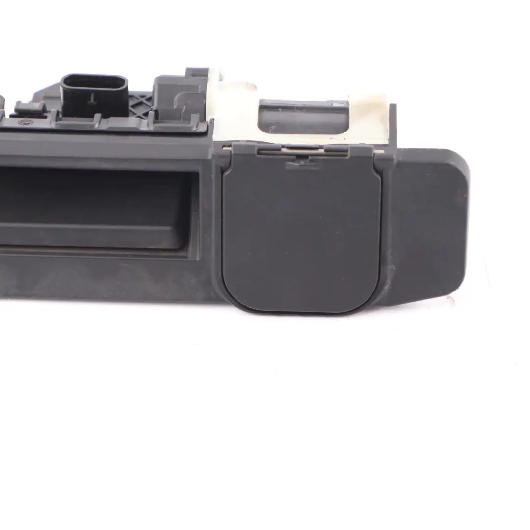 Mercedes W177 Mikrostyk Klamka Klapy Bagażnika - SKU A0997503500-1 - Numer Części A0997503500