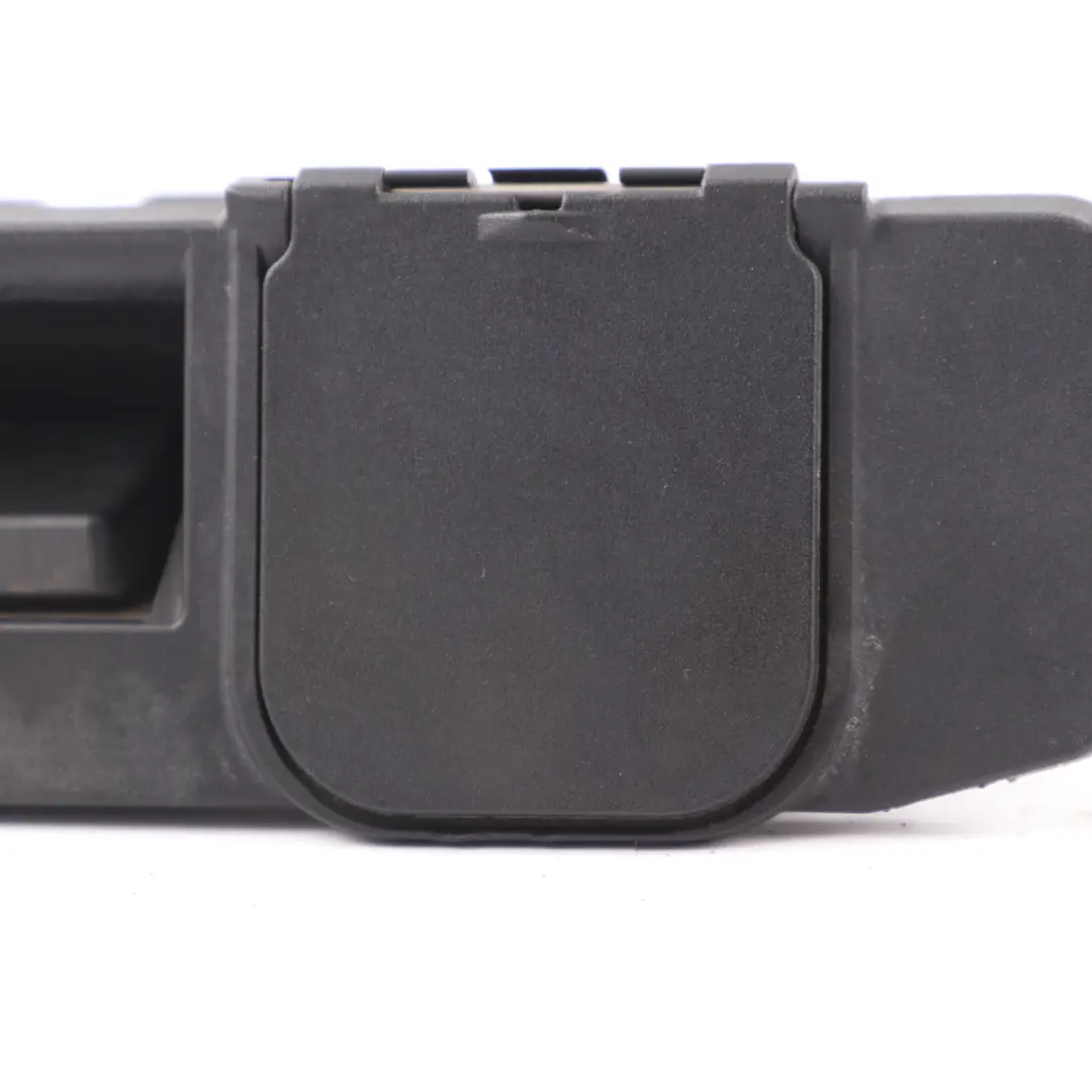 Mercedes W177 Portabagagli Maniglia apertura portellone posteriore - SKU A0997503500-1 - Numero di parte A0997503500