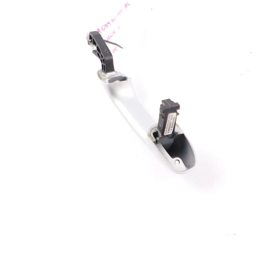 Poignée de porte Mercedes W205 W213 Prise avant arrière gauche Iridium Silver pour à propos du numéro de pièce A0997601559 Poignée de porte Mercedes W205 W213 Prise avant arrière gauche Iridium Silver - SKU A0997601559-IRS - Numéro de pièce A0997601559