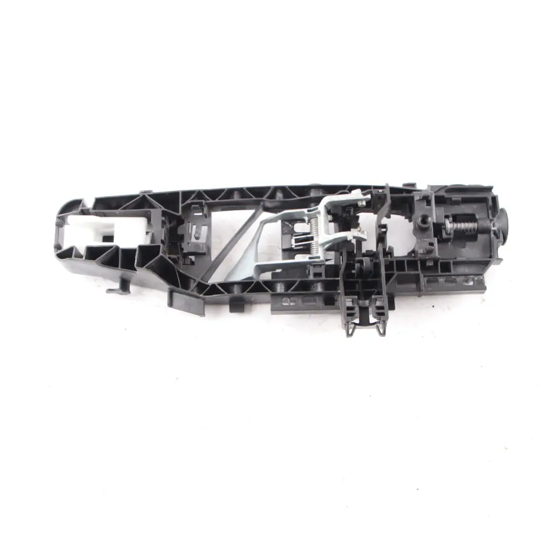 Base Maniglia Porta Posteriore Destra Supporto per Mercedes W177 W247 con numero di parte A0997601802 Mercedes W177 W247 Base Maniglia Porta Posteriore Destra Supporto - SKU A0997601802 - Numero di parte A0997601802