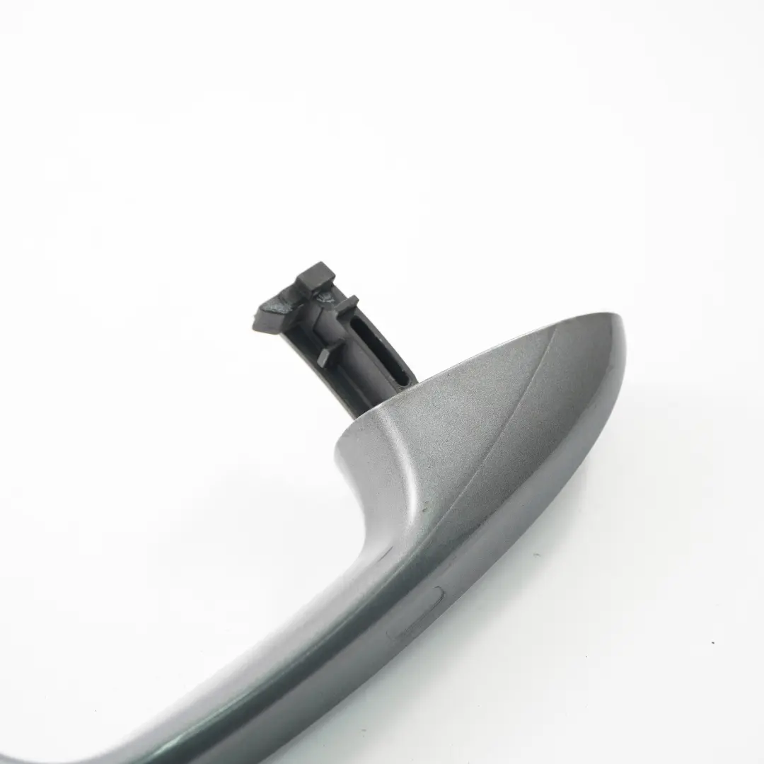 Maniglia porta Mercedes S205 S213 Grab posteriore destra Grigio Selenite 992 per con numero di parte A0997602001 Maniglia porta Mercedes S205 S213 Grab posteriore destra Grigio Selenite 992 - SKU A0997602001-SEL - Numero di parte A0997602001