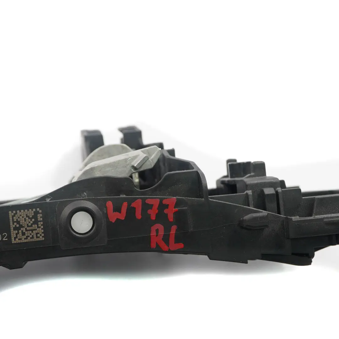 Mercedes W177 Manija Agarradera Puerta Portador Trasero Izquierdo - SKU A0997602102 - Número de pieza A0997602102