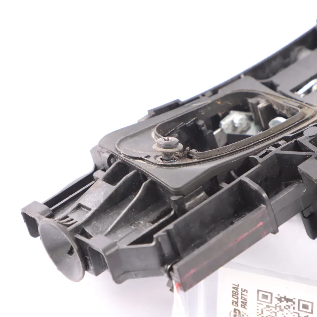 Supporto maniglia porta lato guida posteriore destro per Mercedes W213 con numero di parte A0997602200 Mercedes W213 Supporto maniglia porta lato guida posteriore destro - SKU A0997602200 - Numero di parte A0997602200