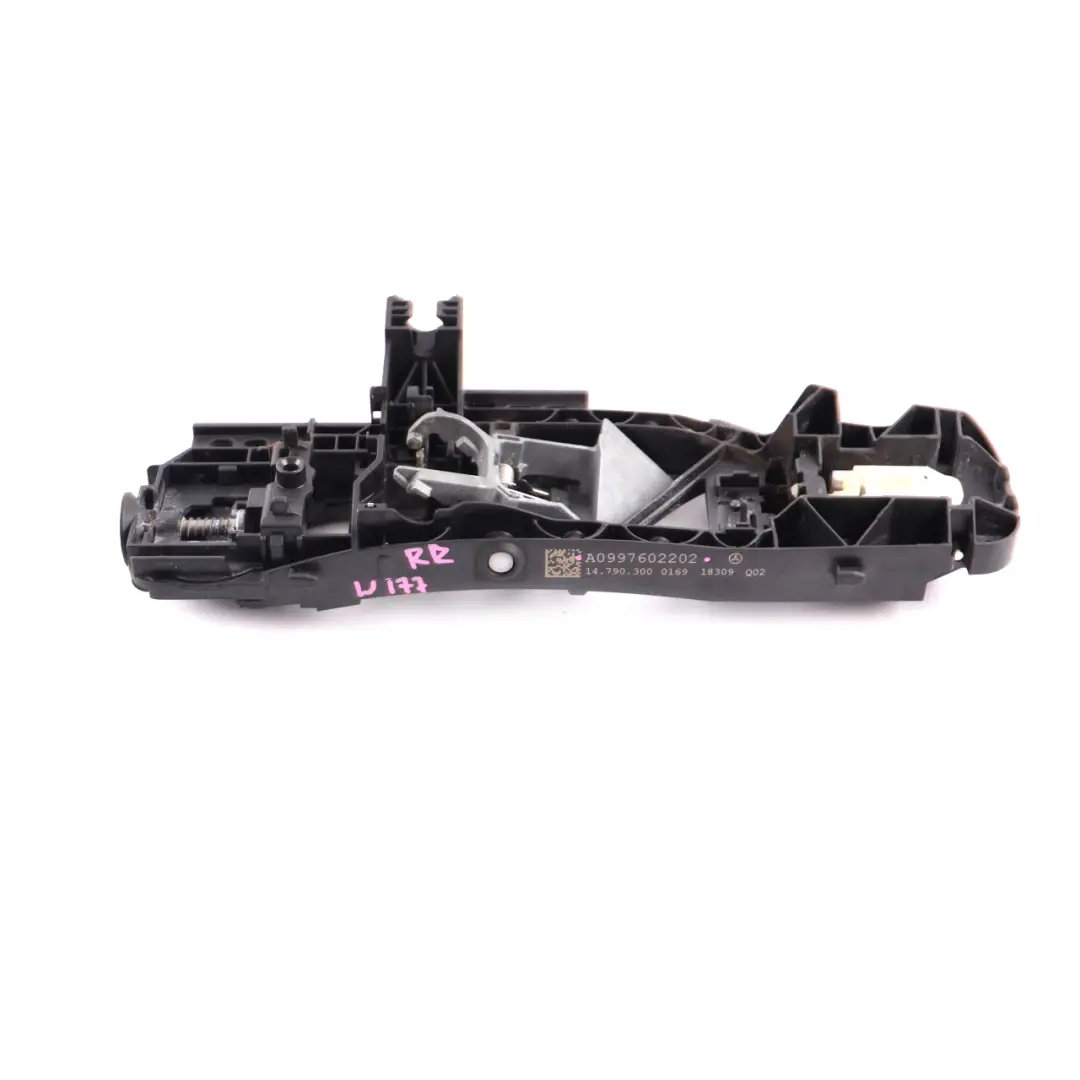 Puerta Manija Agarre Base Trasera Derecha Soporte Rodamiento para Mercedes W177 con número de pieza A0997602202 Mercedes W177 Puerta Manija Agarre Base Trasera Derecha Soporte Rodamiento - SKU A0997602202 - Número de pieza A0997602202